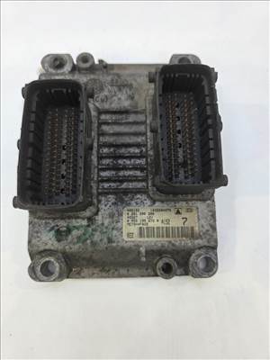 Fiat Idea Bosch ME7.3H4F022 1.4 16V benzin motorvezérlő ECU [0261208206]
